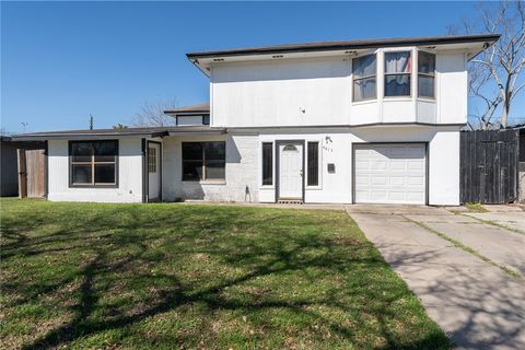 Photo of 4613 Kirkwood Drive, Corpus Christi, TX 78415 (MLS # 471802)