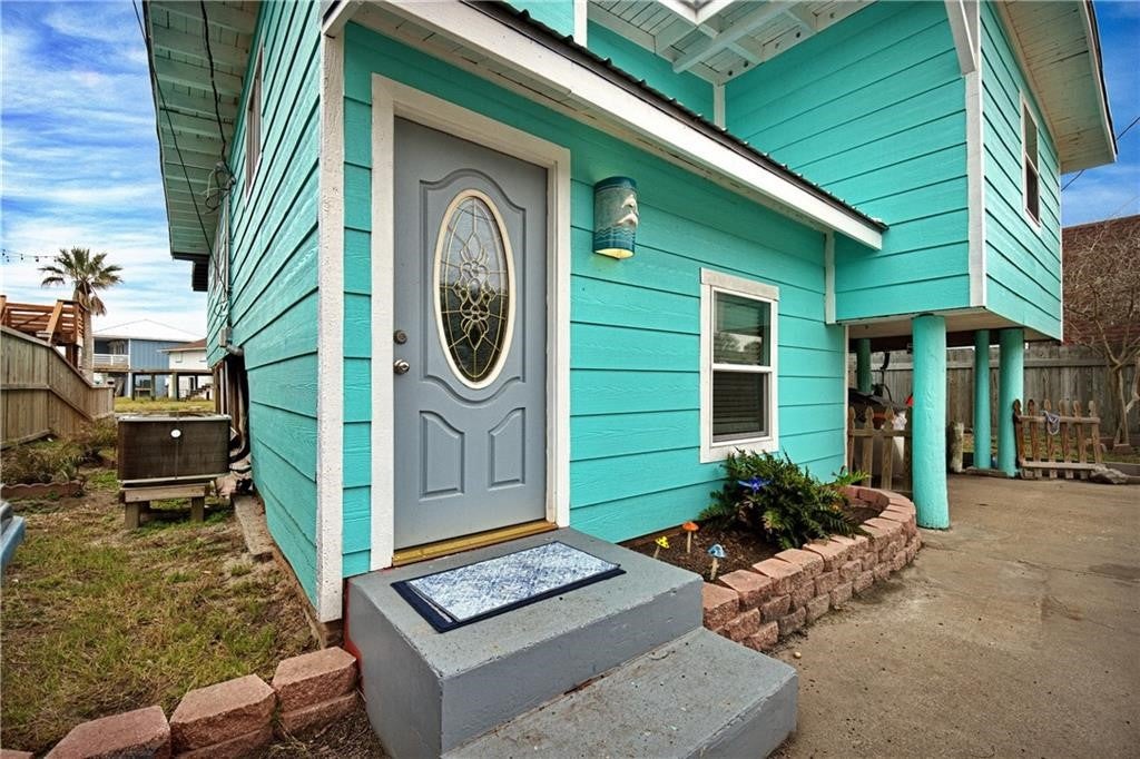 410 N Sandpiper