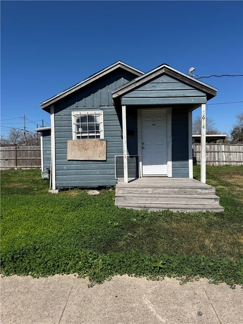 Photo of Corpus Christi, TX 78405 (MLS # 471665)