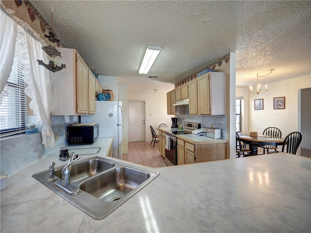 Corpus Christi, Texas 78418, United States, 3 Bedrooms Bedrooms, ,2 BathroomsBathrooms,Residential,Active,187975