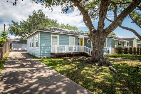 Photo of 3038 Austin Street, Corpus Christi, TX 78404 (MLS # 471783)
