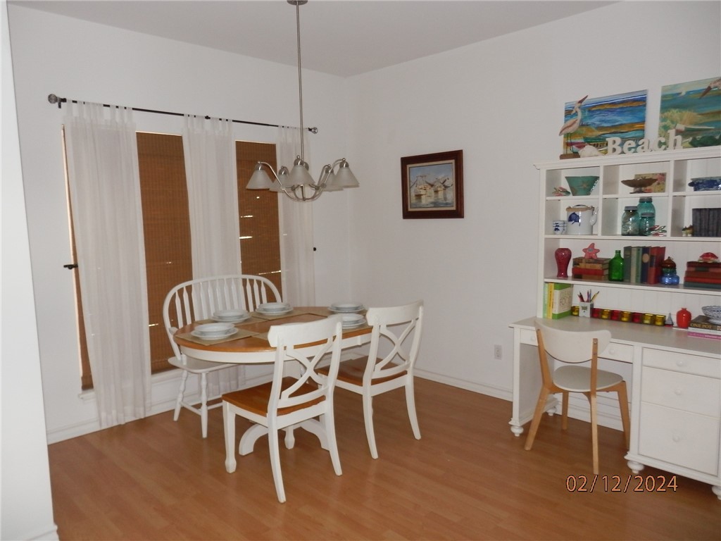 Port Aransas, Texas 78373, United States, 4 Bedrooms Bedrooms, ,3 BathroomsBathrooms,Residential,Active,88784
