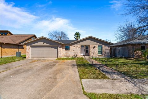Photo of 985 Ribbon Tail Street, Corpus Christi, TX 78418 (MLS # 472180)