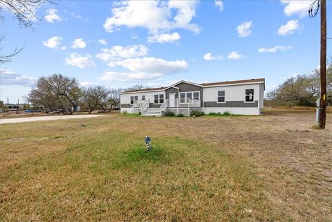 A home in Orange Grove