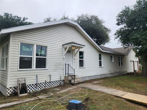 A home in Sinton