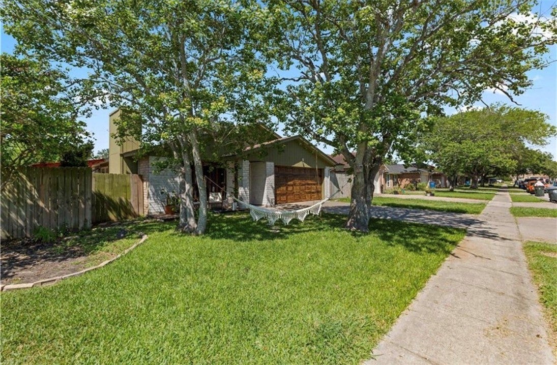 5337 Crossridge Drive