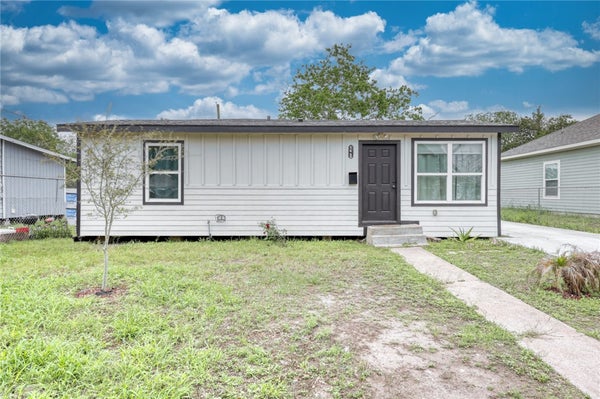 1445 BUENOS AIRES ST, CORPUS CHRISTI, TX 78417 - Image 1d8cdabd1eb222173daa8a48049e348e/349362367
