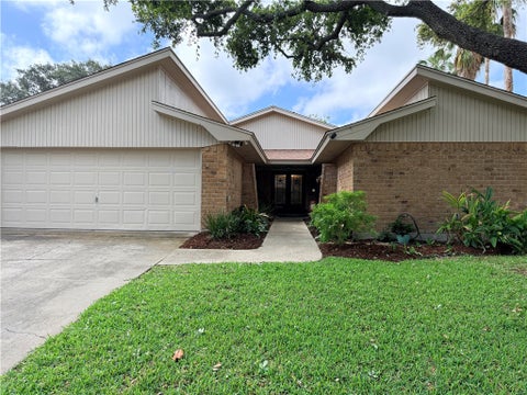 Photo of 5921 Knotty Oaks TRL, Corpus Christi, TX 78414 (MLS # 476281)