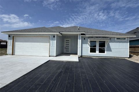 Photo of 14230 Allamanda, Corpus Christi, TX 78418 (MLS # 474307)