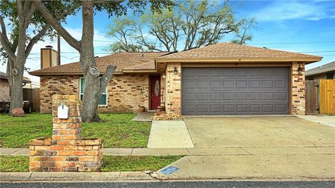 Photo of 6725 Meadowbreeze Parkway, Corpus Christi, TX 78414 (MLS # 474697)