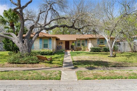 Photo of 450 University Drive, Corpus Christi, TX 78412 (MLS # 472734)