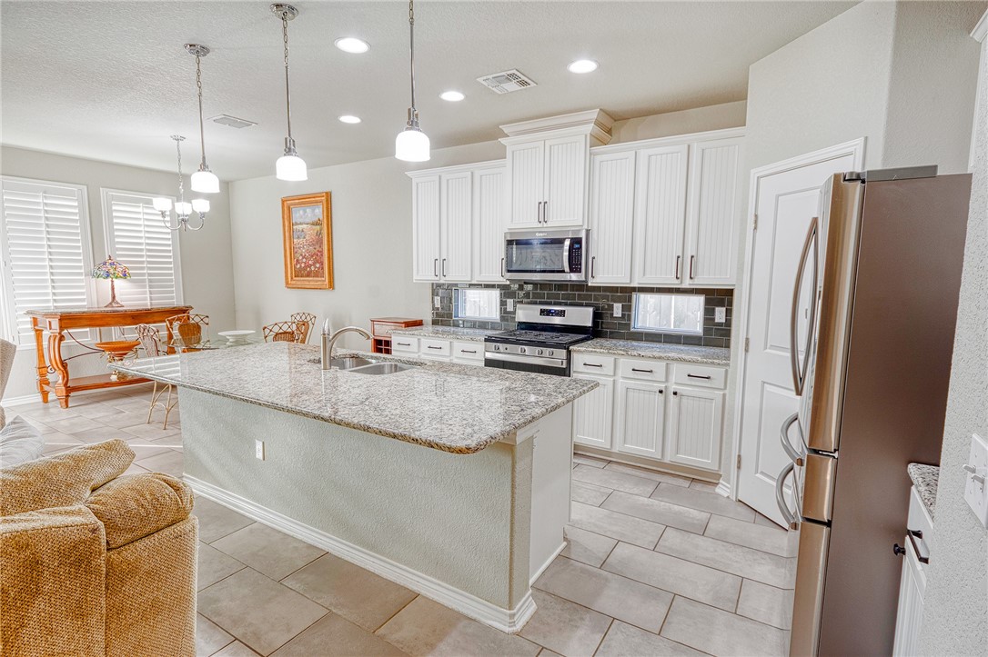 Corpus Christi, Texas 78414, United States, 4 Bedrooms Bedrooms, ,3 BathroomsBathrooms,Residential,Active,203772