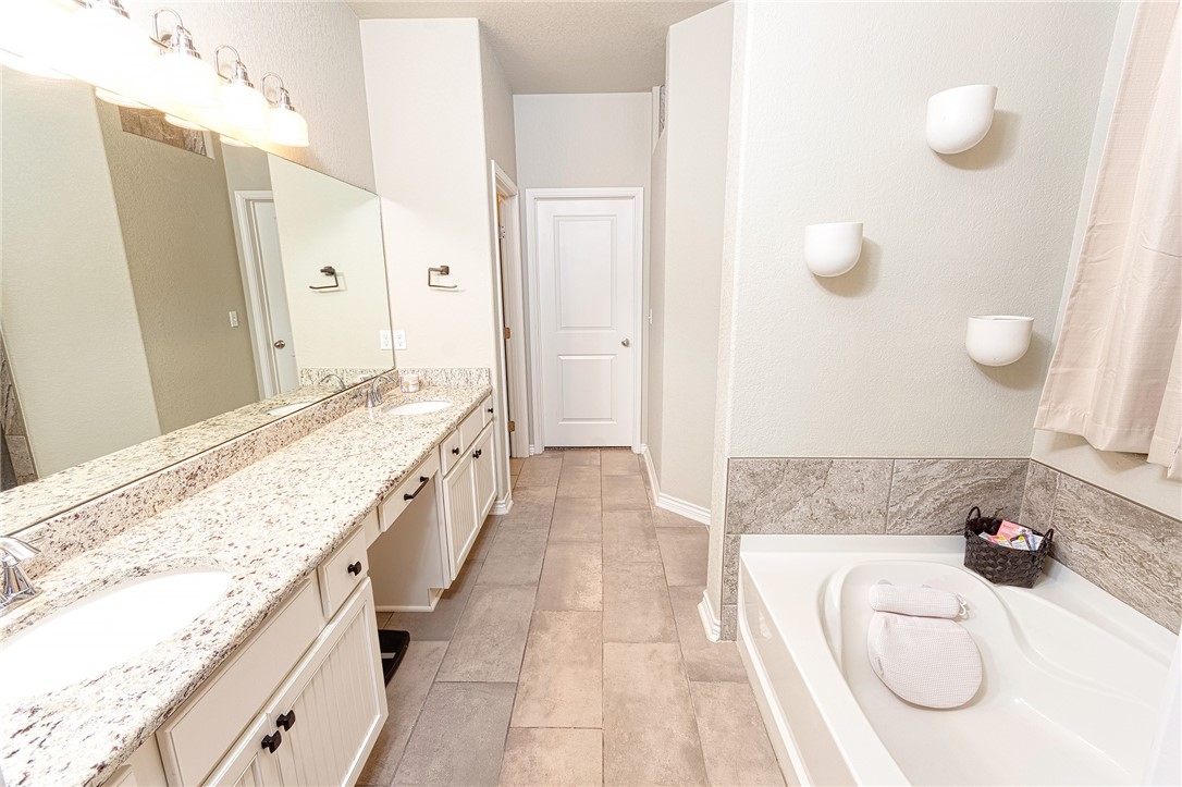 Corpus Christi, Texas 78414, United States, 4 Bedrooms Bedrooms, ,3 BathroomsBathrooms,Residential,Active,203772