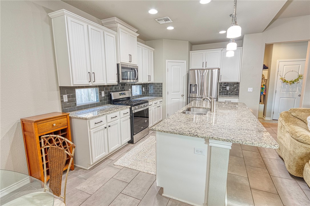 Corpus Christi, Texas 78414, United States, 4 Bedrooms Bedrooms, ,3 BathroomsBathrooms,Residential,Active,203772