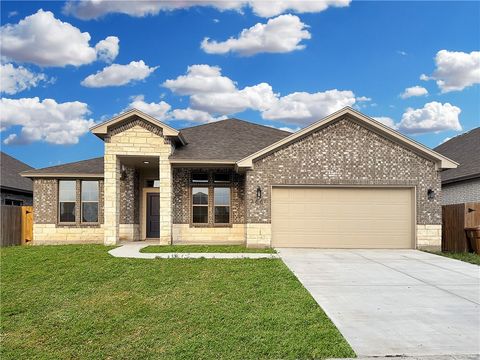 Photo of 2661 Lannister, Corpus Christi, TX 78415 (MLS # 471355)
