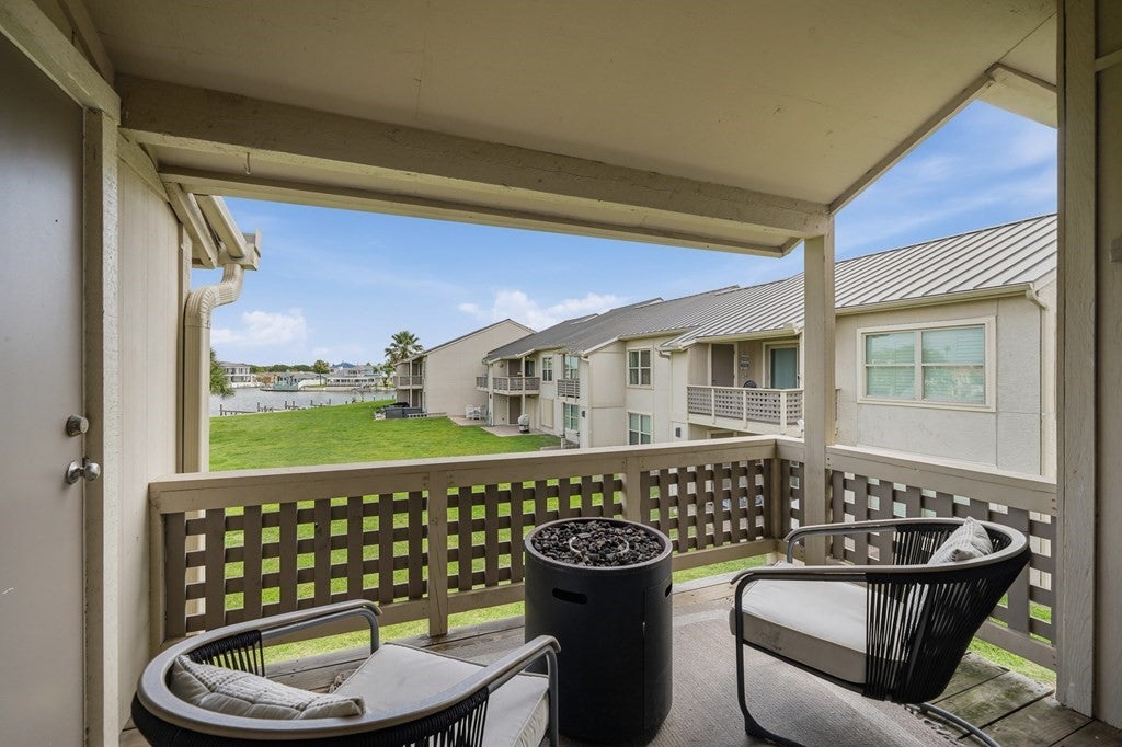 2412 Bayhouse Drive 2412