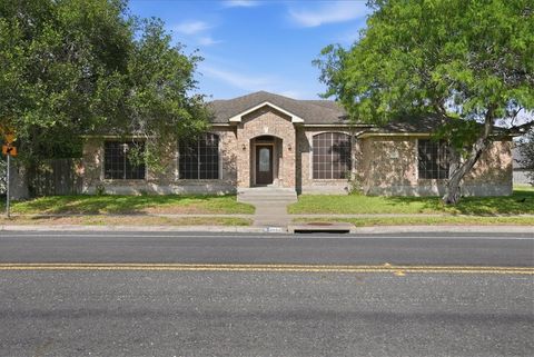 Photo of 5448 Oso Parkway, Corpus Christi, TX 78413 (MLS # 476365)