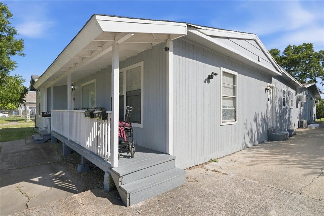 2701 Nemec Street
