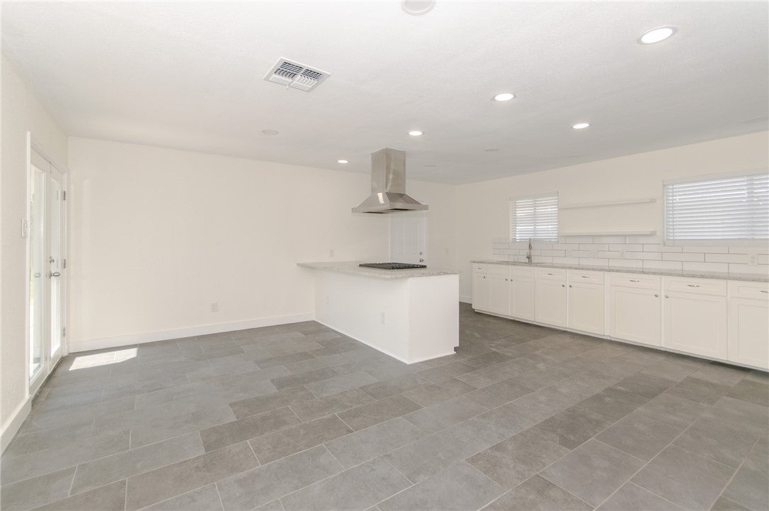 4013 Kingston Drive