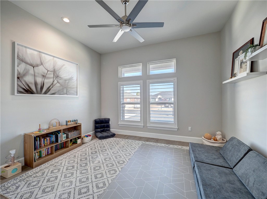 Corpus Christi, Texas 78418, United States, 4 Bedrooms Bedrooms, ,3 BathroomsBathrooms,Residential,Pending,33431