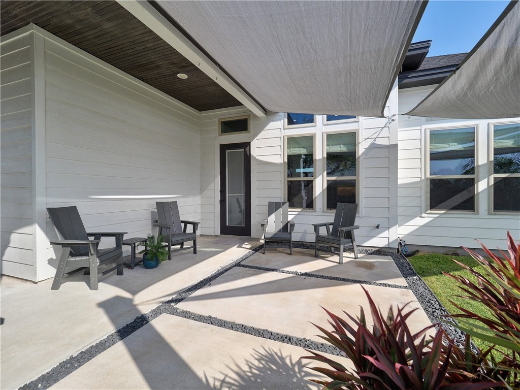 Corpus Christi, Texas 78418, United States, 4 Bedrooms Bedrooms, ,3 BathroomsBathrooms,Residential,Pending,33431