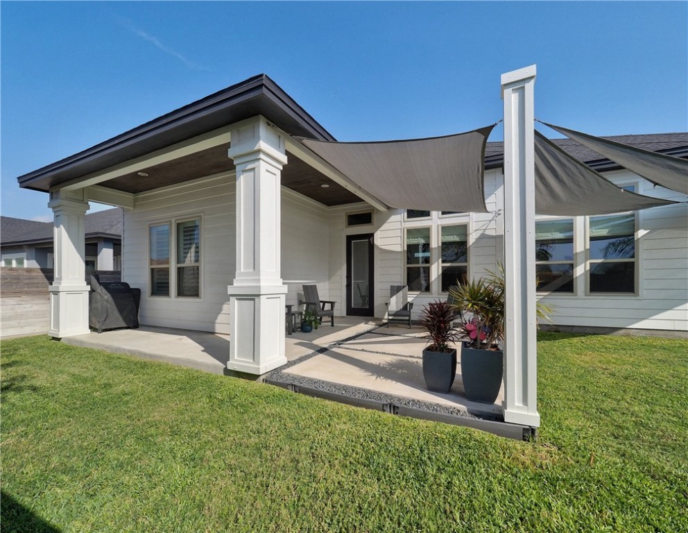 Corpus Christi, Texas 78418, United States, 4 Bedrooms Bedrooms, ,3 BathroomsBathrooms,Residential,Pending,33431