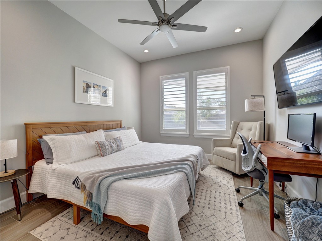 Corpus Christi, Texas 78418, United States, 4 Bedrooms Bedrooms, ,3 BathroomsBathrooms,Residential,Pending,33431