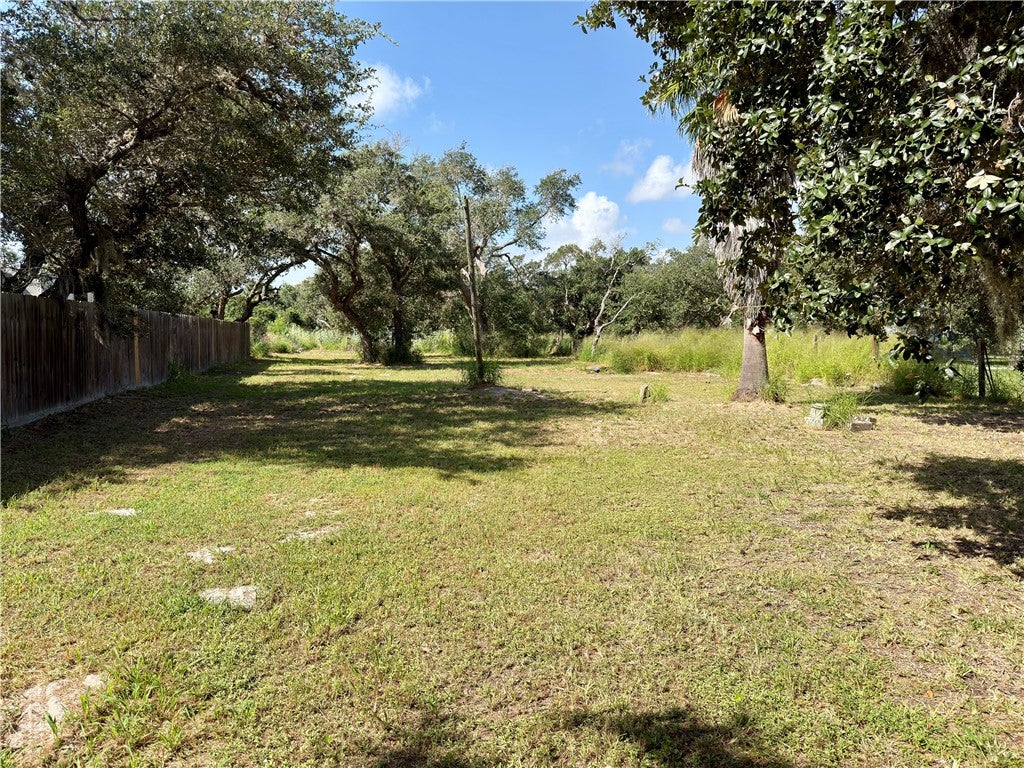 2467 Sawyer Lane