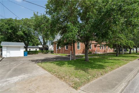 A home in Sinton