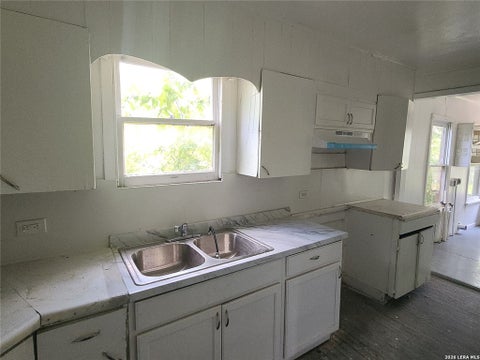 Tiny photo for 5106 Bartmer Avenue, San Antonio, TX 78228 (MLS # 481893)