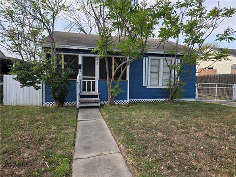 Photo of 4813 Cheryl Drive, Corpus Christi, TX 78415 (MLS # 472835)