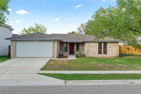 Photo of 5222 Inverness Drive, Corpus Christi, TX 78413 (MLS # 473465)