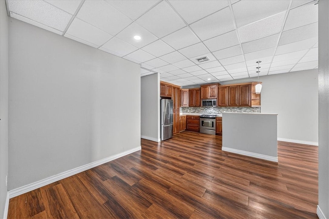 4600 Ocean Drive 104