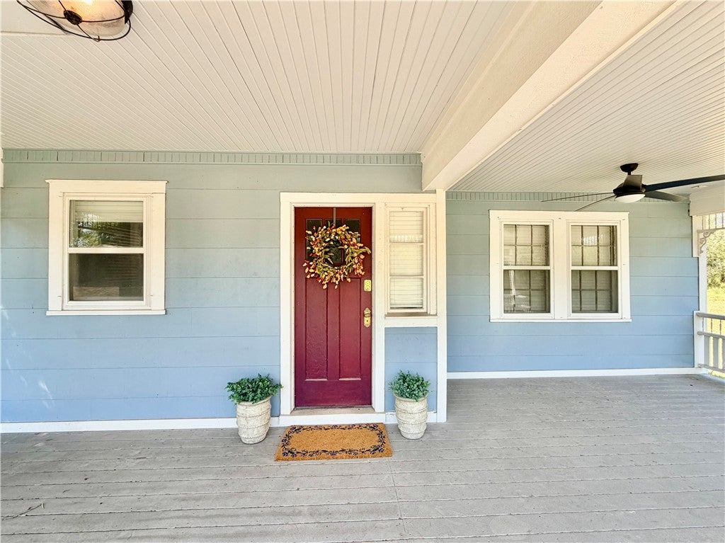 4750 Private Road 3915