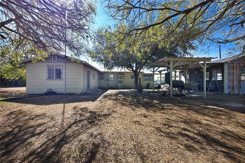 A home in Orange Grove