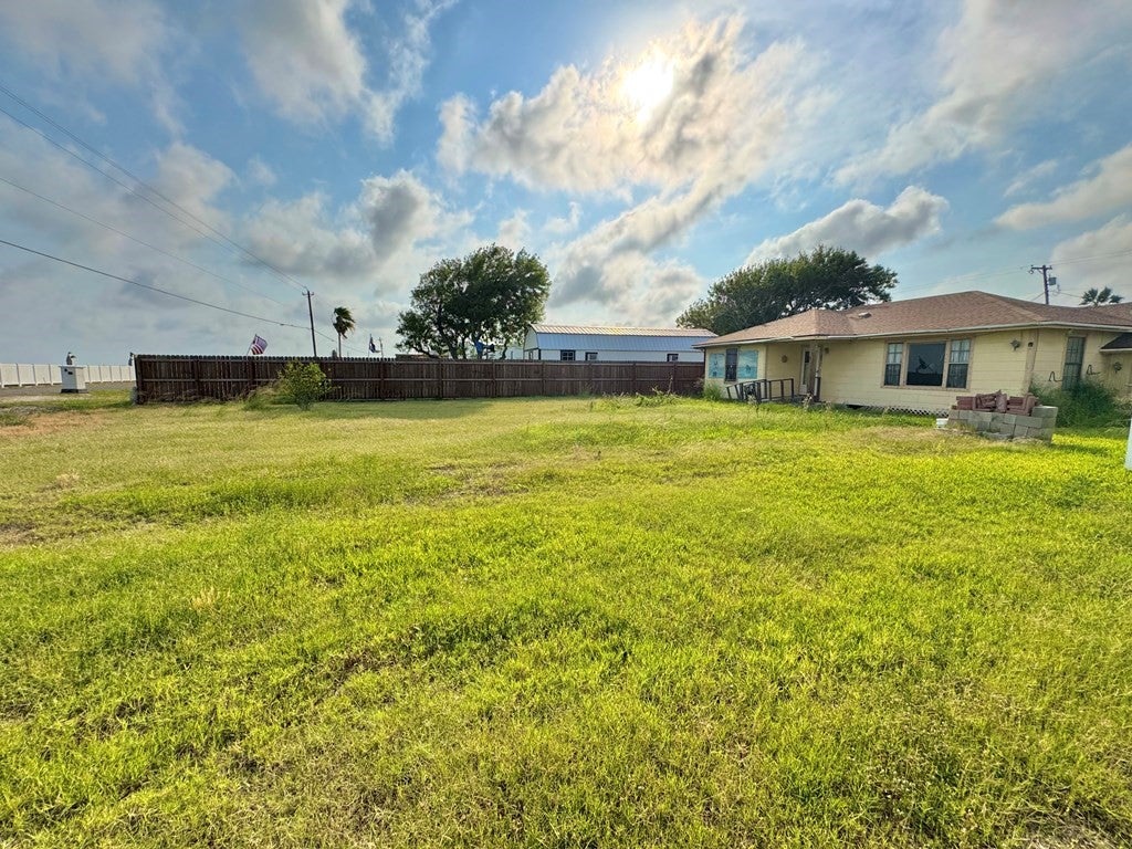 16 Copano Ridge