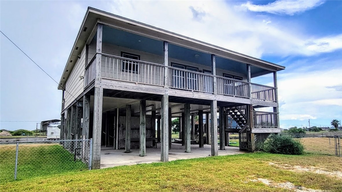View Rockport, TX 78382 house