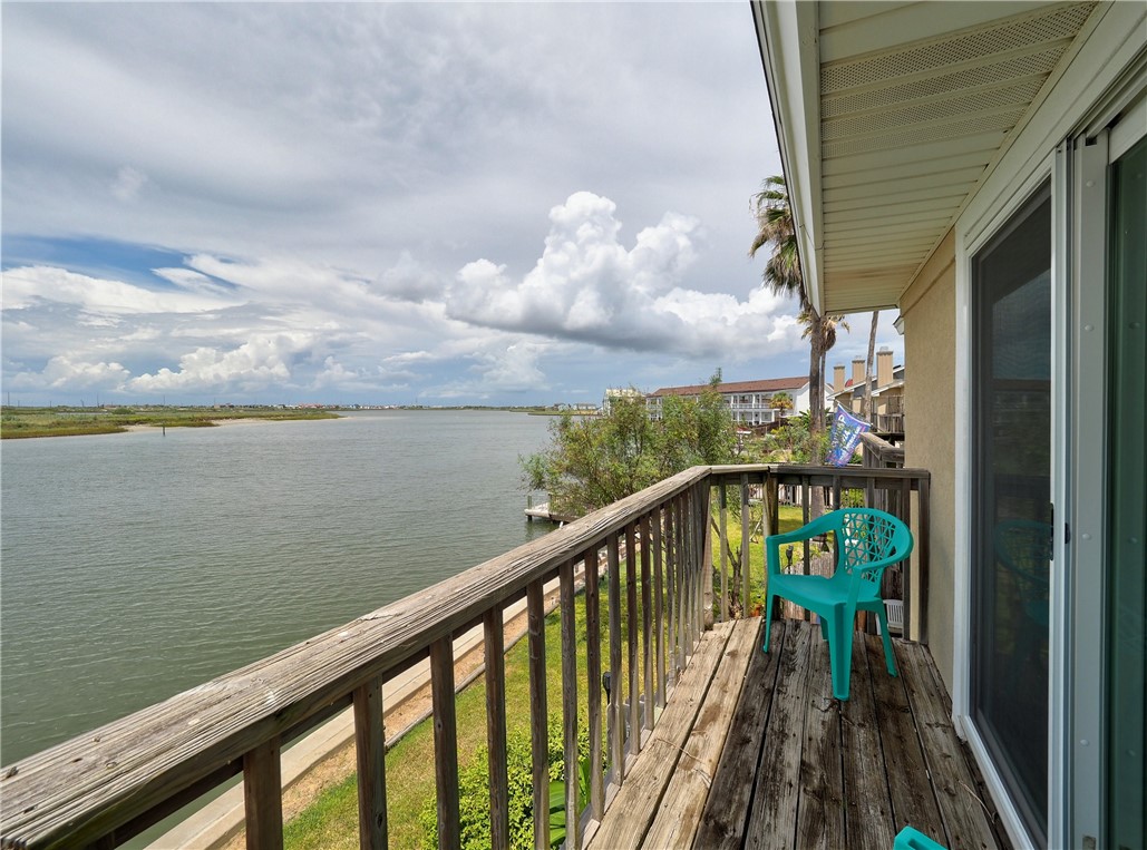 Corpus Christi, Texas 78418, United States, 2 Bedrooms Bedrooms, ,3 BathroomsBathrooms,Residential,Active,46484