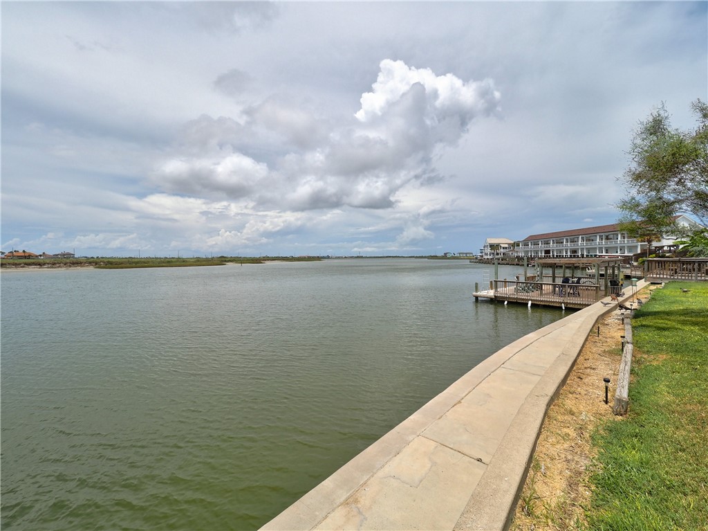 Corpus Christi, Texas 78418, United States, 2 Bedrooms Bedrooms, ,3 BathroomsBathrooms,Residential,Active,46484