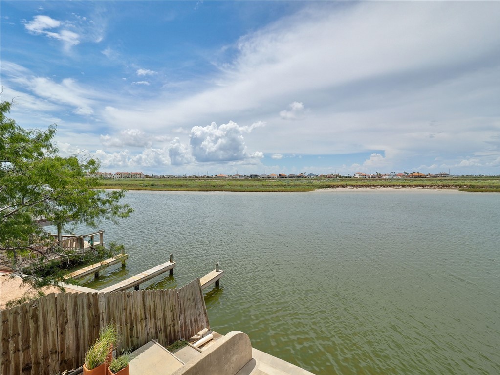 Corpus Christi, Texas 78418, United States, 2 Bedrooms Bedrooms, ,3 BathroomsBathrooms,Residential,Active,46484