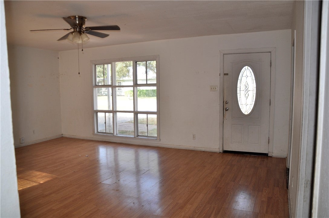 1320 W Circle Drive