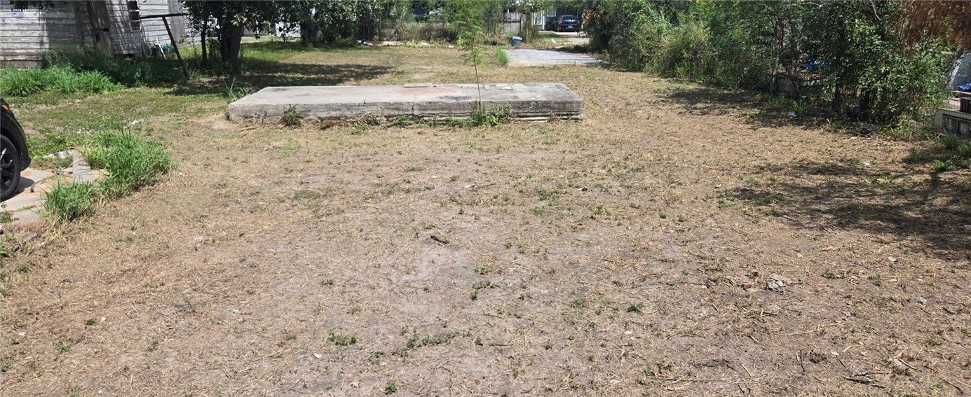 128 W Avenue A Avenue