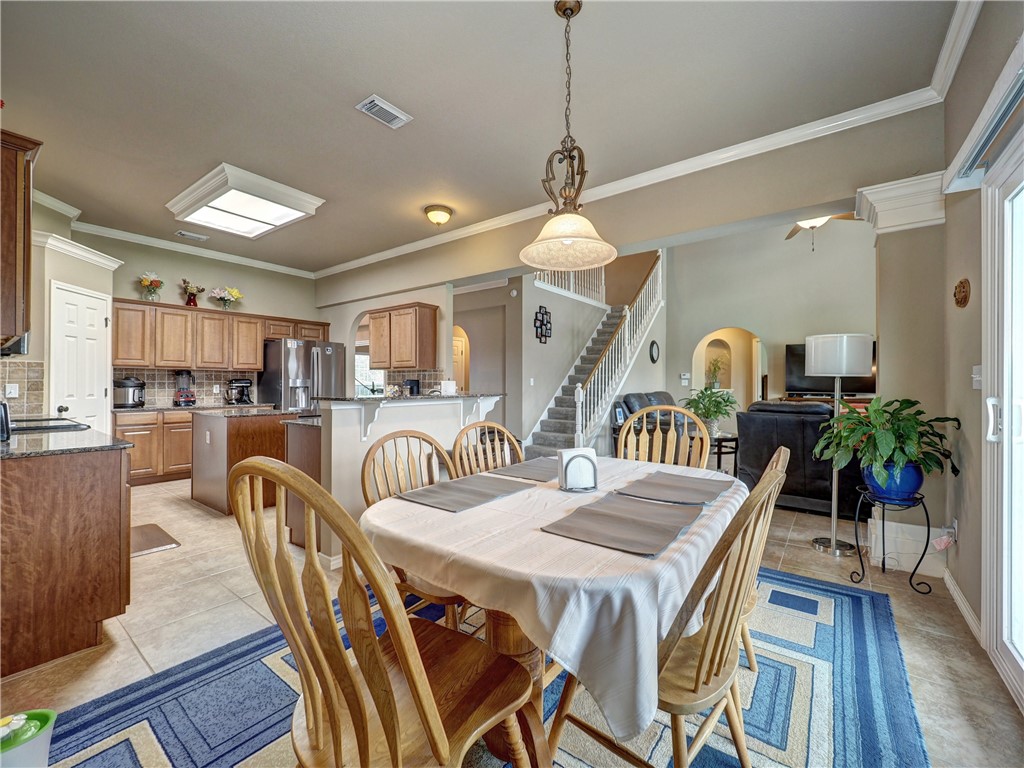 Corpus Christi, Texas 78414, United States, 4 Bedrooms Bedrooms, ,3 BathroomsBathrooms,Residential,Pending,120521