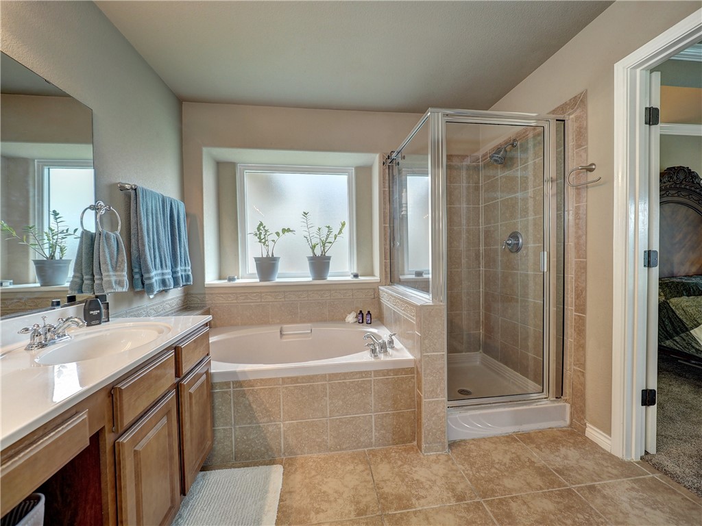 Corpus Christi, Texas 78414, United States, 4 Bedrooms Bedrooms, ,3 BathroomsBathrooms,Residential,Pending,120521