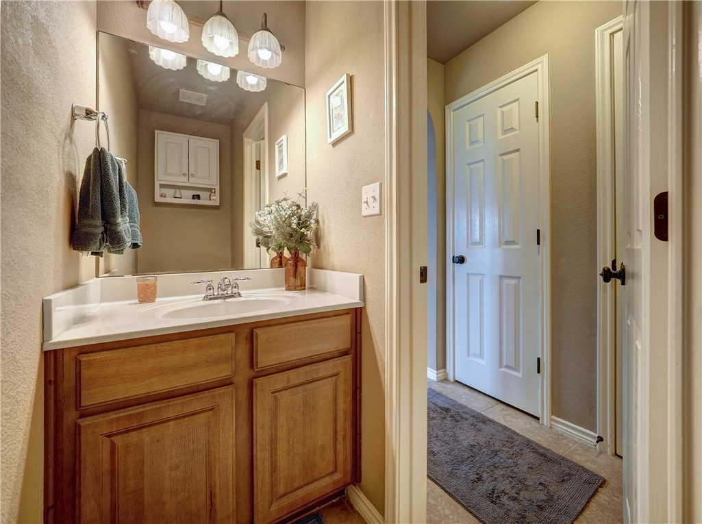 Corpus Christi, Texas 78414, United States, 4 Bedrooms Bedrooms, ,3 BathroomsBathrooms,Residential,Pending,120521