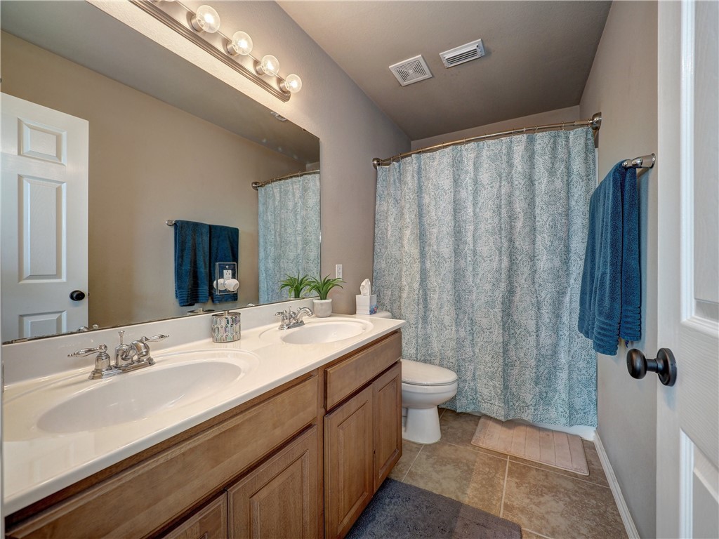 Corpus Christi, Texas 78414, United States, 4 Bedrooms Bedrooms, ,3 BathroomsBathrooms,Residential,Pending,120521