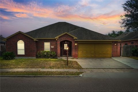 Photo of 4206 Aaron Cove, Corpus Christi, TX 78413 (MLS # 472612)