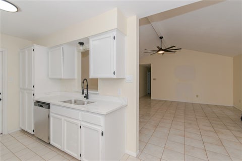 Tiny photo for 914 Twite Circle, Corpus Christi, TX 78418 (MLS # 482306)