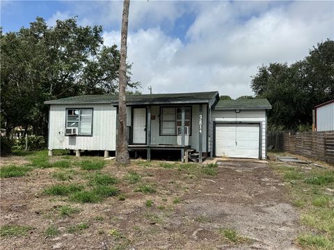 Photo of 3814 Sweet Bay Drive, Corpus Christi, TX 78418 (MLS # 474778)
