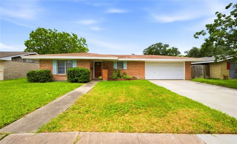 Photo of 1109 Bradshaw Drive, Corpus Christi, TX 78412 (MLS # 477745)